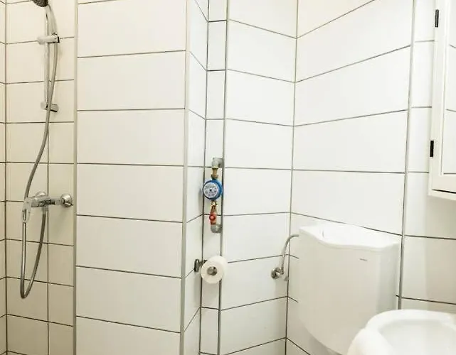 Super New And Modern Aircon *