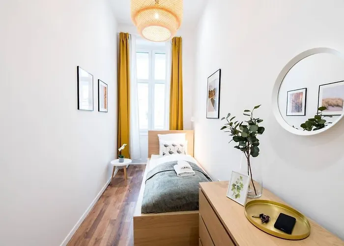 Super New And Modern Aircon Feriehus Budapest